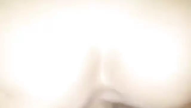 Bir adam, kocaman Tacik kadının amına giriyor.